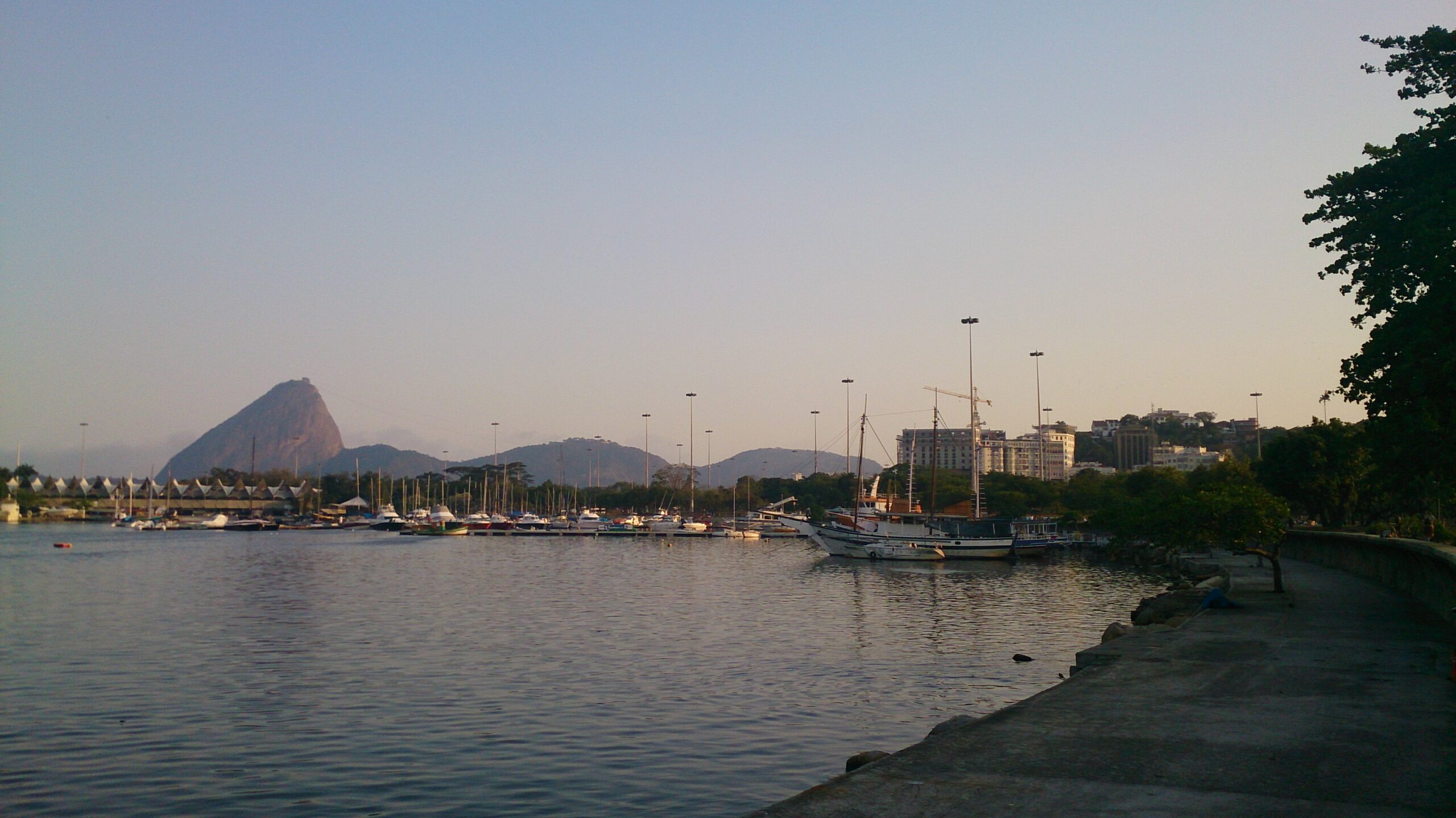 Charter náutico no Rio de Janeiro: como funciona, preços e os melhores roteiros