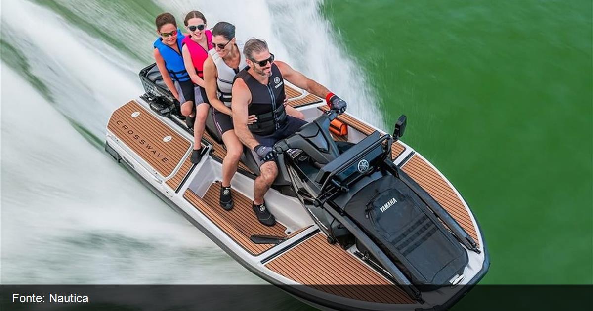 Yamaha lanca mundialmente a jet ski CrossWave, nova categoria de motos aquaticas