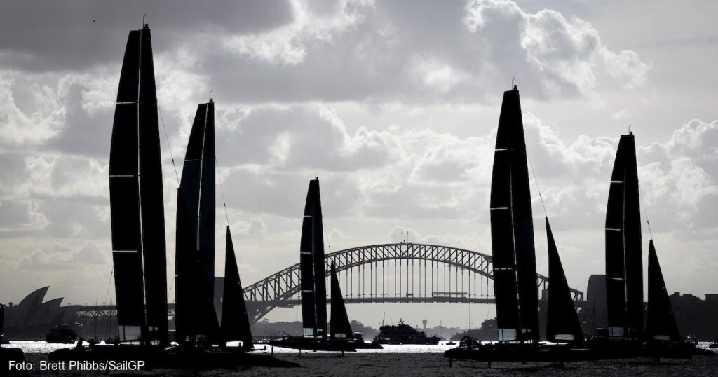 F50 da equipe australiana em regata do SailGP