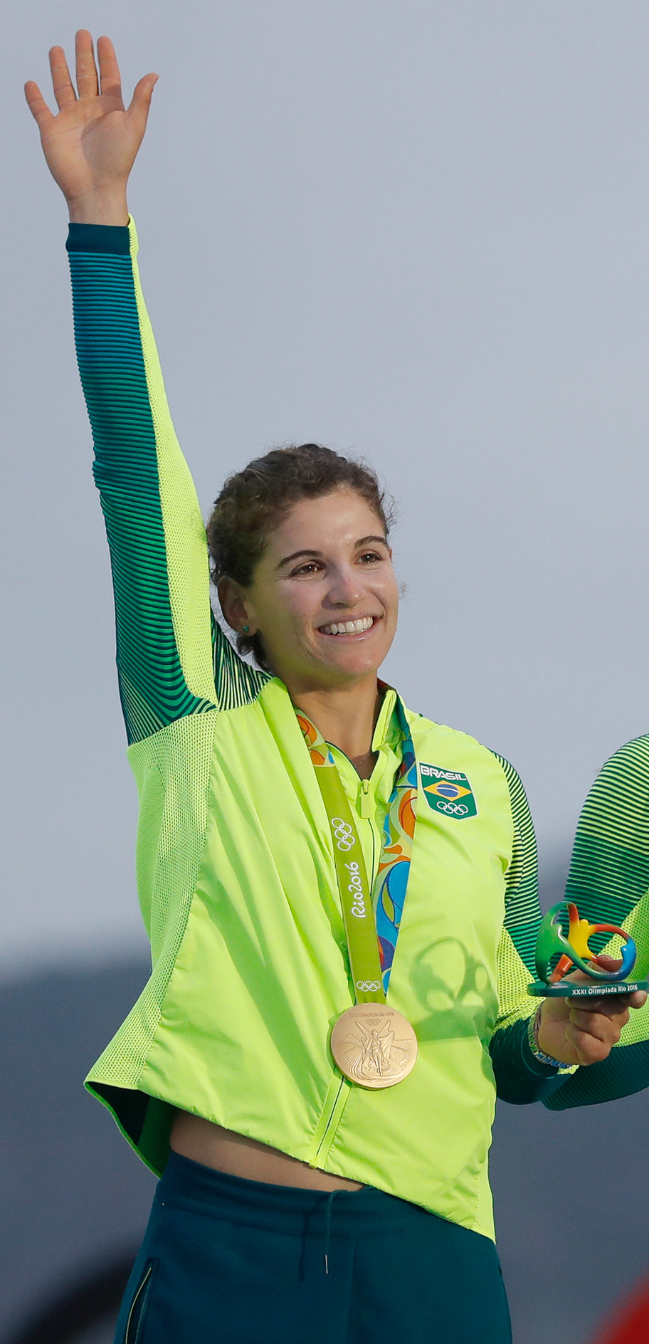 Martine Grael sai do time Brasil na SailGP; Kahena Kunze retorna à estratégia